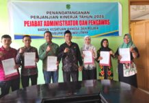 Kaban Kesbangpol Luwu Utara Lakukan Penandatangan Perjanjian Kinerja dan Rakor Monev Triwulan III 2026