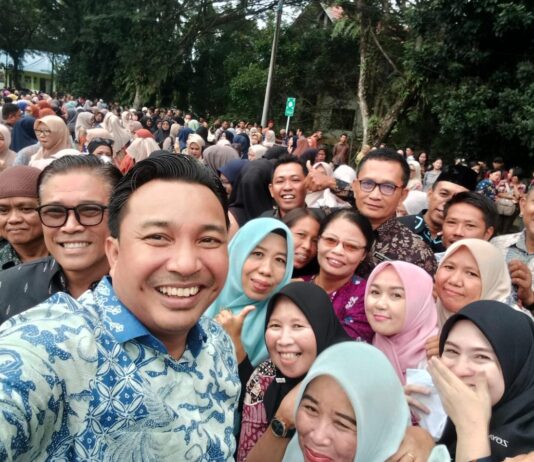 Momen Spesial Saling Memaafkan, Ribuan ASN Luwu Utara Hadiri Halalbihalal Bersama Bupati Andi Rahim