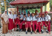 Perdalam Wawasan Sejarah Islam, Siswa SDN 181 Makitta Sambangi Makam Datuk Pattimang