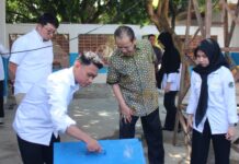 Longki Djanggola Tekankan Standar Pengelolaan Limbah Saat Tinjau Dapur MBG di Palu
