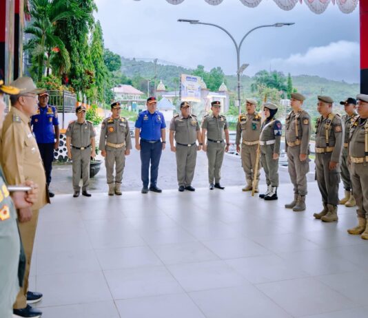 Resmi Melepas Kontingen Kabupaten Morut, H. Djira : Para Peserta Memiliki Tanggung Jawab Besar Untuk Mempertahankan Prestasi