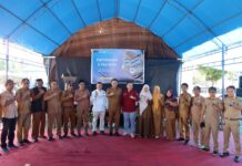 Bupati Luwu Utara Usulkan Perpanjangan Dermaga Pelabuhan Munte 1,4 KM Saat Penyerahan e-PAS Kecil