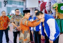 Bupati Delis Lepas Kontingen Pesparawi Morut ke Ajang Nasional XIV di Manokwari