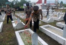 Peringati Hari Bhayangkara ke-80, Kapolres Luwu Utara Ziarah dan Tabur Bunga di TMP Masamba