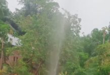 Kebocoran Pipa PDAM di Tarabbi Bikin Warga Geram : Jalan Rusak, Manfaat Dinikmati Orang Luar