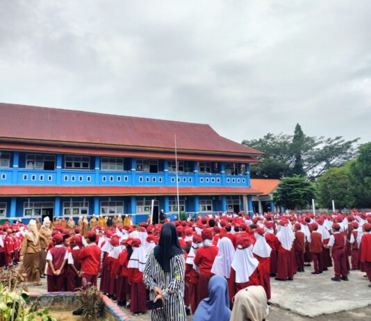 Pasca Libur Panjang, Kepala SD Katokkoan : Tetap Jaga Kebersihan di Lingkungan Sekolah