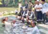 Usai Tablig Akbar di Tamsis, UAS Bersama Bupati Luwu Utara Nikmati Air Panas Pincara Sambil Makan Durian