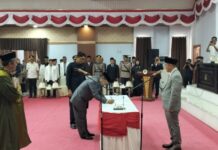 Ketua DPRD Husain Resmi Lantik PAW Andi Takdir Sebagai Anggota DPRD Luwu Utara Masa Jabatan 2024-2029