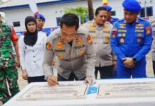 Kapolda Sulsel Resmikan Pos Pangkalan Kapal Patroli Polairud di Pulau Jinato Kepulauan Selayar