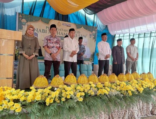 Maulid Nabi di Hotel Mamala Resort, Warda Dg Mamala dan Sarifuddin Sudding Salurkan Rp 150 Juta untuk 10 Majelis Taklim Kolonodale