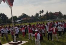 Usai Jalan Sehat Anti Mager, Pemerintah Kecamatan Malangke Gelar Senam Massal Semarakkan HUT ke-81 RI
