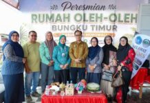 Perluas Akses Pasar bagi UMKM Binaan, PT Vale Dukung Peresmian Rumah Oleh-oleh Bungku Timur