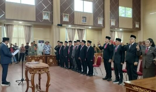 Bupati Delis Lantik 11 Pejabat Eselon II, Tekankan Kinerja, Loyalitas dan Efisiensi Anggaran