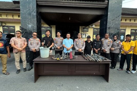 Cegah Konflik, Warga Karondang dan Munte Serahkan 31 Papporo Secara Sukarela ke Polisi