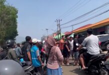 Sigap ! Personel Polsek Nuha Amankan Terduga Pencuri Tabung Gas Elpiji dari Amukan Massa