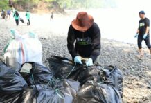 Angkut Dua Ton Sampah dari Bulu’ Polo’e, PT CLM Target Restorasi Terumbu Karang Hingga 2029