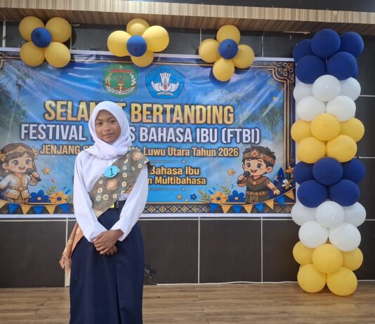 Turun Gunung Demi Festival Tunas Bahasa Ibu, Siswi SMPN 1 Rongkong Nurmianti Raih Juara Favorit FTBI