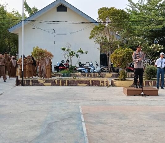 Polidik di SMA 8 Luwu Utara, Kapolsek Masamba Ingatkan Siswa Bahaya Narkoba