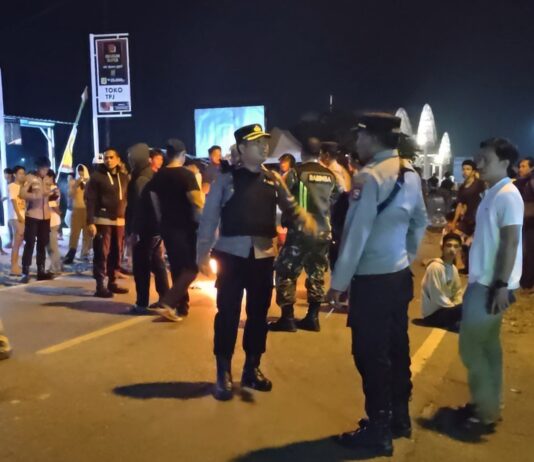 Polisi Redam Bentrok Pemuda di Wotu, Situasi Aman, Lalulintas Kendaraan di Jalan Trans Sulawesi Kembali Lancar