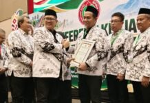 Kelola Dana Anggota Sangat Baik, PGRI Lutra Kembali Raih Penghargaan Tingkat Sulsel